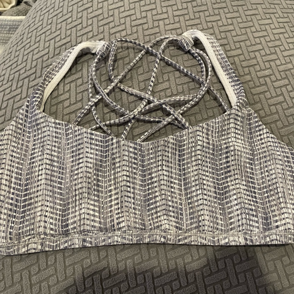 Lululemon Sports Bra Size 8